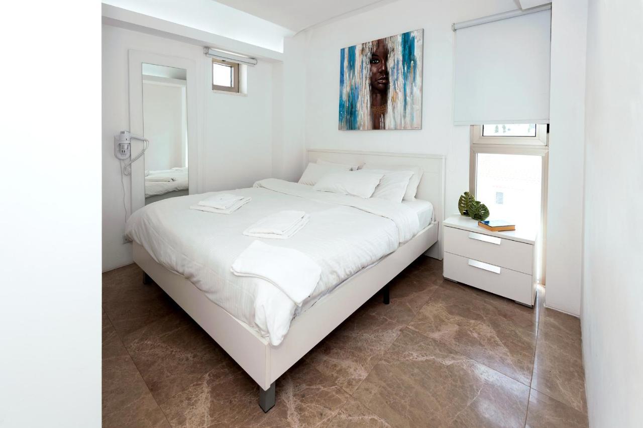 Apartment Marisol - Beachfront Protaras Dış mekan fotoğraf